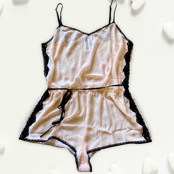 Adore Me Other - 💗NWT💗 Adore Me Pink Romper